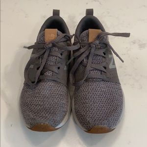 New Balance sneakers, EEUC